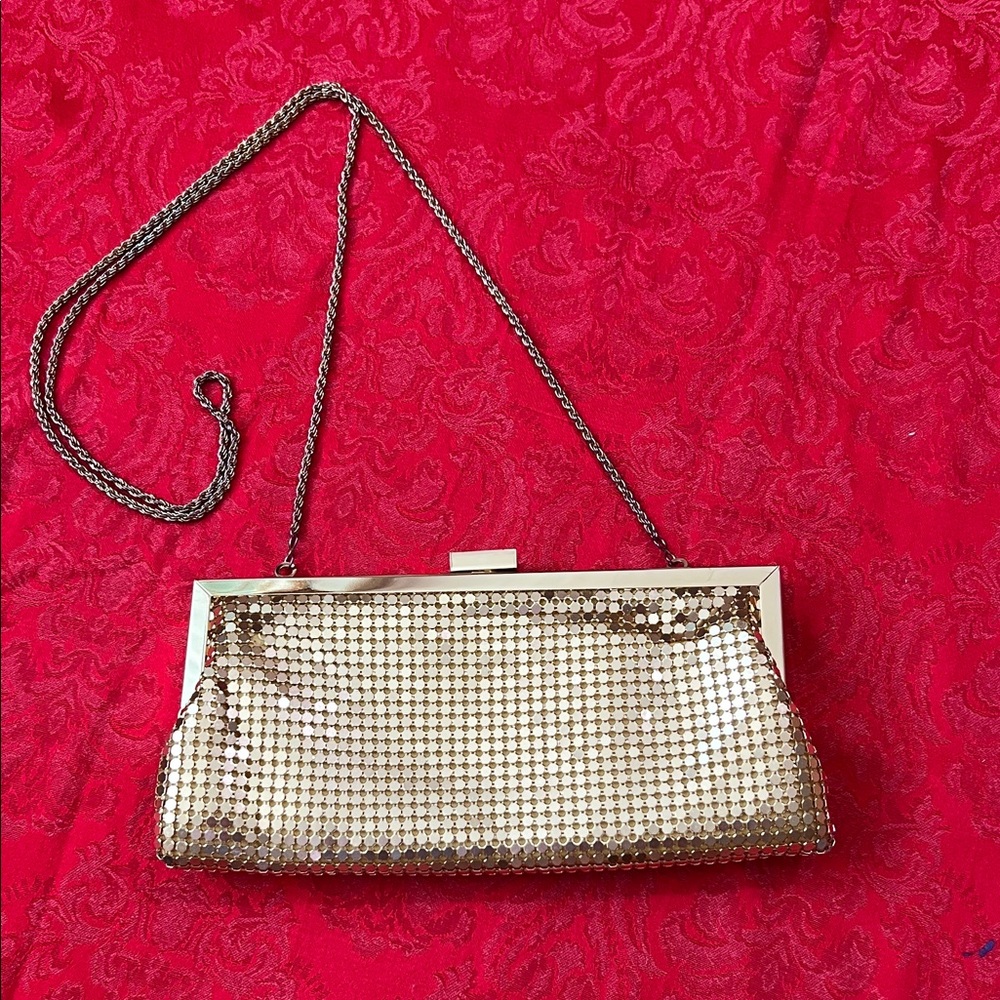 La Regale Gold Mesh Evening Bag Vintage Chain Strap Clutch